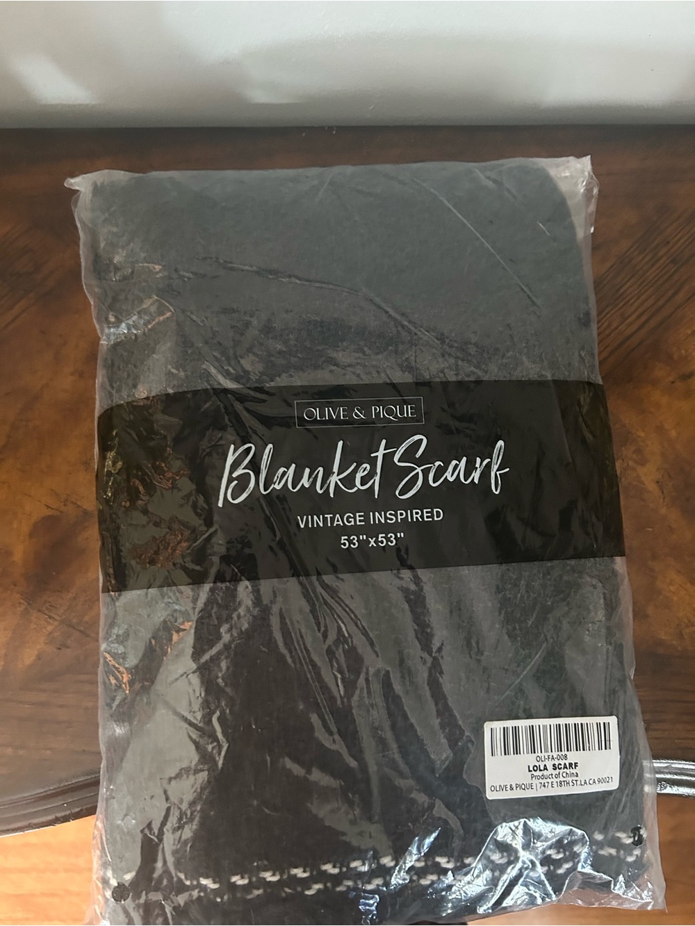 Olive & Pique Vintage-Inspired Blanket Scarf - Charcoal Gray